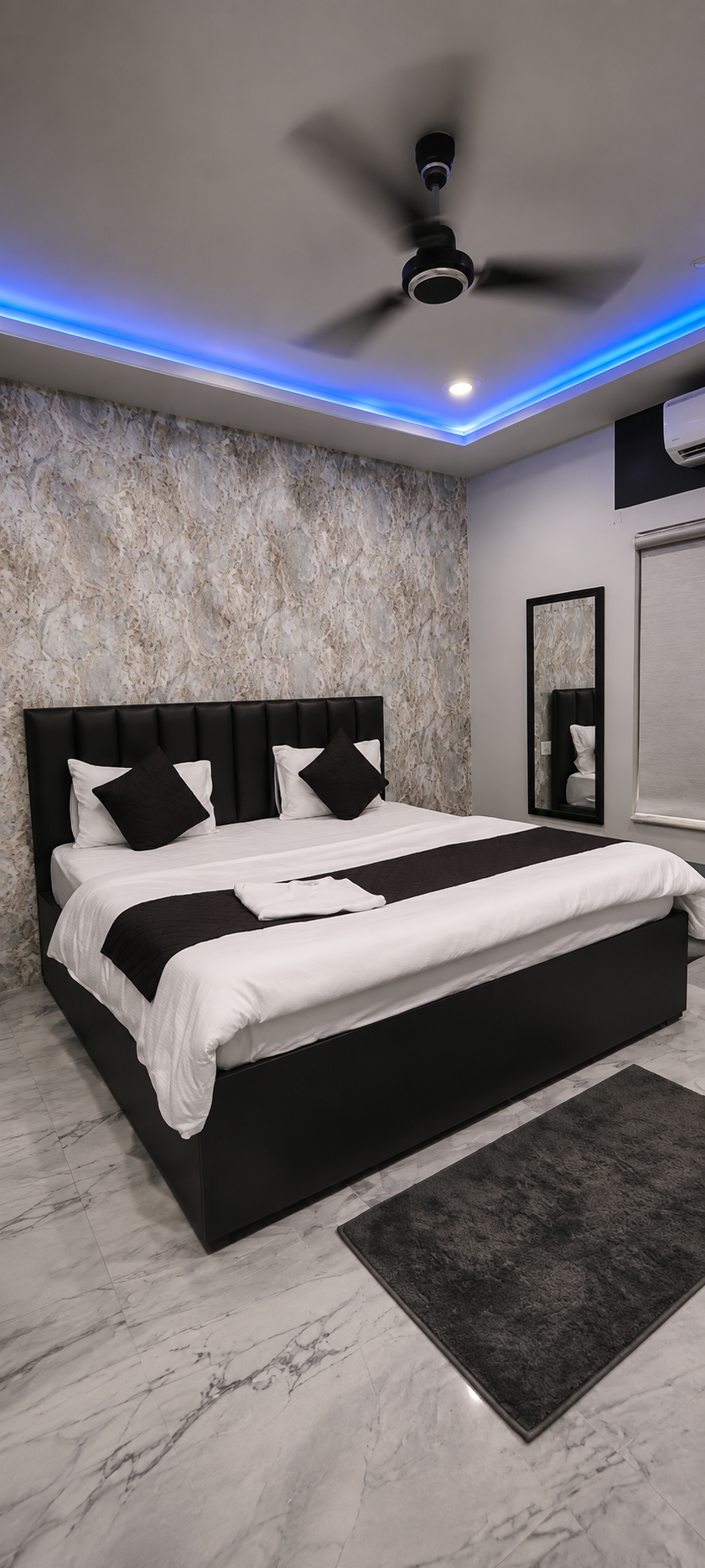 Super Deluxe room, alternate angle